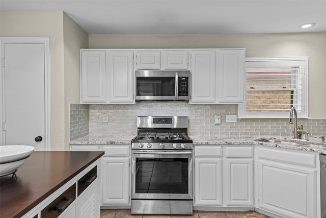 2035 Clearwater Trail, Carrollton, TX 75010