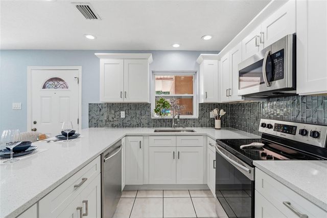 4191 68TH AVENUE N, Pinellas Park, FL 33781