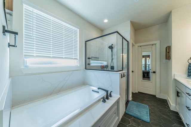 2001 Redemption Drive, Weatherford, TX 76088