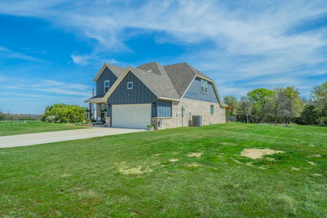 2001 Redemption Drive, Weatherford, TX 76088
