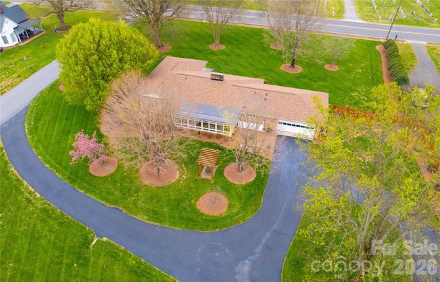 3486 E Main Street, Claremont, NC 28610