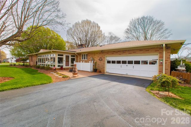 3486 E Main Street, Claremont, NC 28610