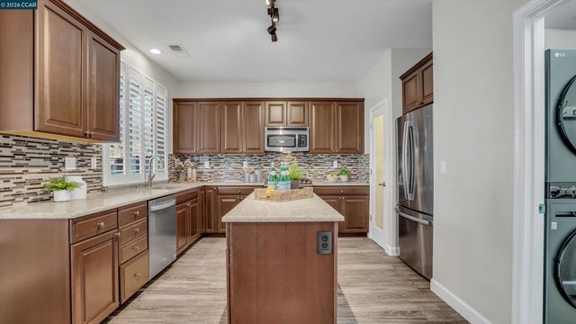 917 Yardley Place, Brentwood, CA 94513