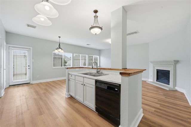 1613 Palcio Real Drive, Houston, TX 77047