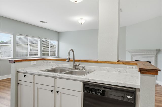 1613 Palcio Real Drive, Houston, TX 77047