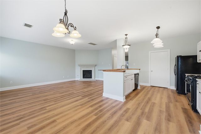 1613 Palcio Real Drive, Houston, TX 77047