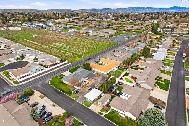 205 S 50th Avenue, Yakima, WA 98908