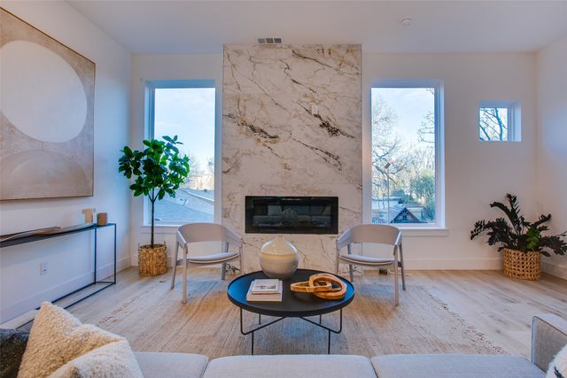 2130 Shea Road 1002, Dallas, TX 75235