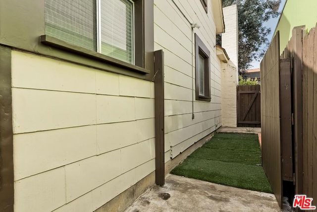 1921 6th Street, Santa Monica, CA 90405