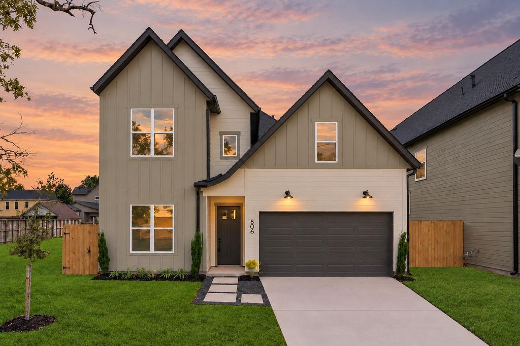 806 Milwaukee Street, Houston, TX 77009