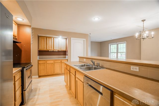 414 S High Street, Yellow Springs Vlg, OH 45387