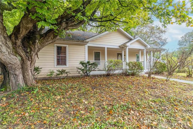 414 S High Street, Yellow Springs Vlg, OH 45387