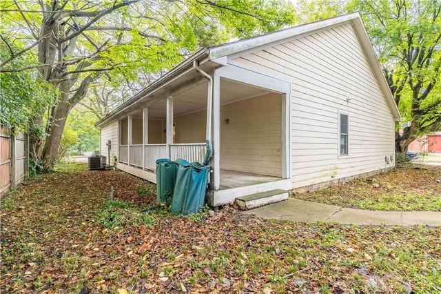 414 S High Street, Yellow Springs Vlg, OH 45387
