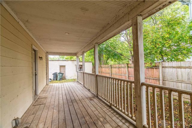 414 S High Street, Yellow Springs Vlg, OH 45387