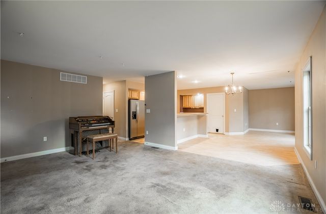 414 S High Street, Yellow Springs Vlg, OH 45387