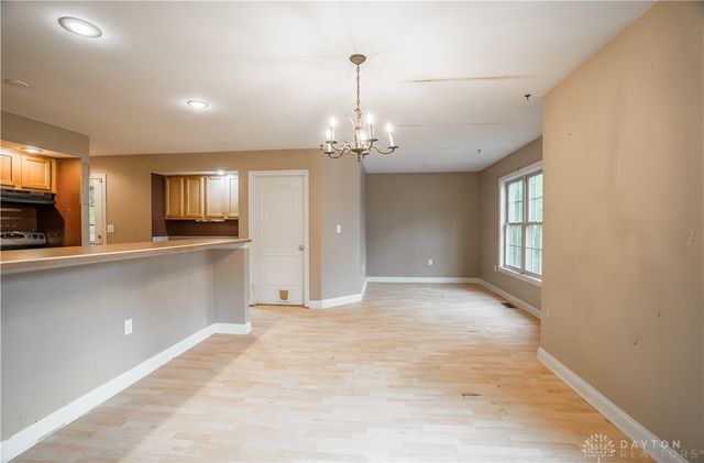 414 S High Street, Yellow Springs Vlg, OH 45387