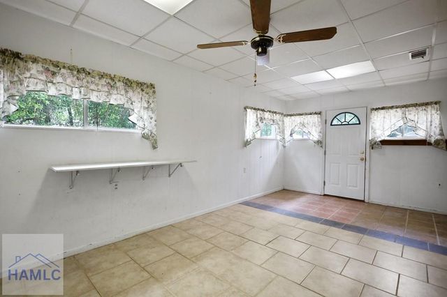 985 Seven Oaks Road, Jesup, GA 31546