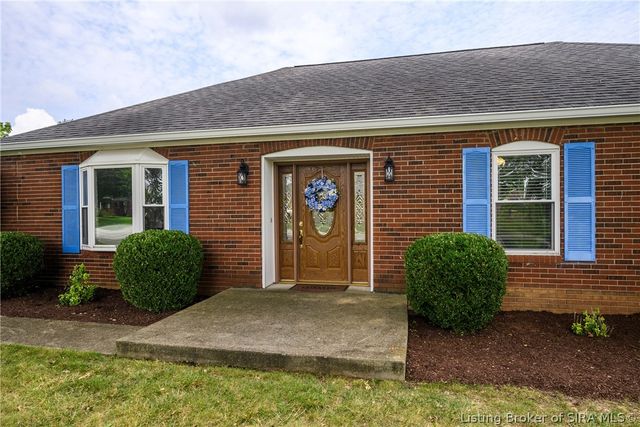 500 Bentbrook Drive, New Albany, IN 47150