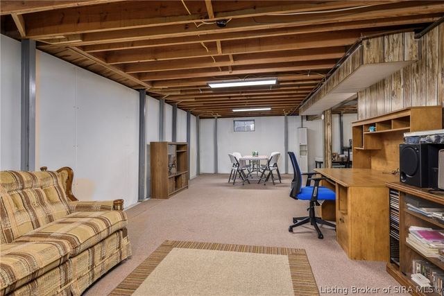 500 Bentbrook Drive, New Albany, IN 47150