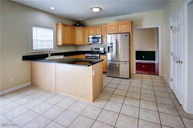 7565 Pinecrest Lane, Solon, OH 44139