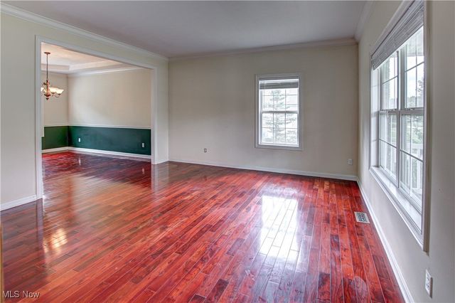 7565 Pinecrest Lane, Solon, OH 44139