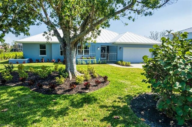 800 Beach RD, Sanibel, FL 33957