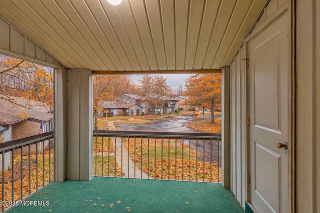 204 Covered Bridge Boulevard K, Manalapan, NJ 07726