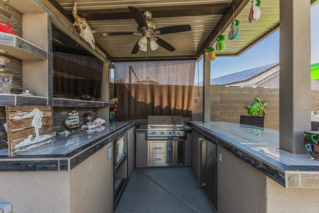 17475 W Spring Lane, Surprise, AZ 85388