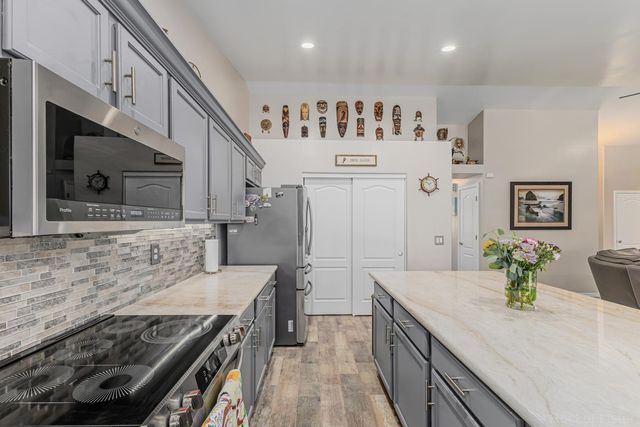 17475 W Spring Lane, Surprise, AZ 85388