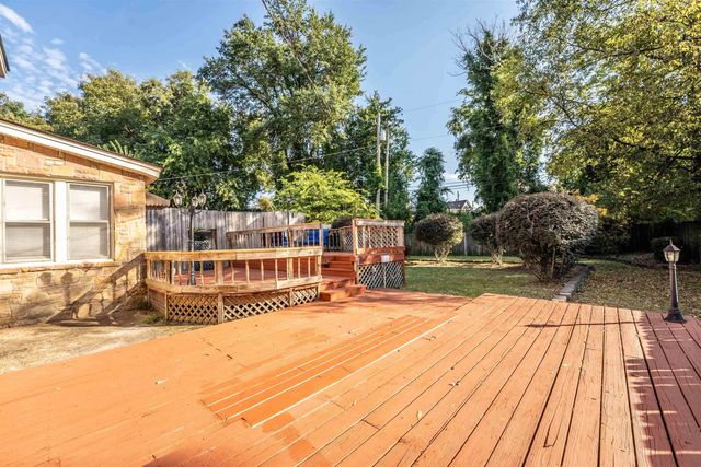 2035 CENTRAL AVE, Memphis, TN 38104