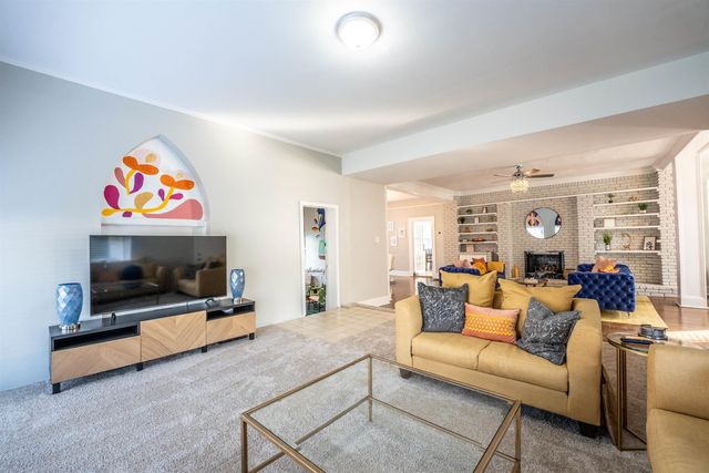 2035 CENTRAL AVE, Memphis, TN 38104