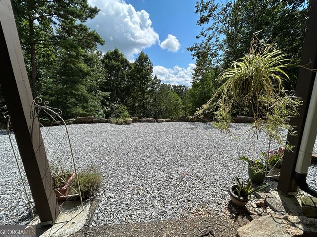 406 Yonah Mountain Road, Cleveland, GA 30528