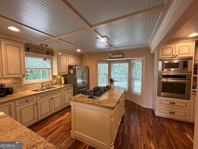 406 Yonah Mountain Road, Cleveland, GA 30528