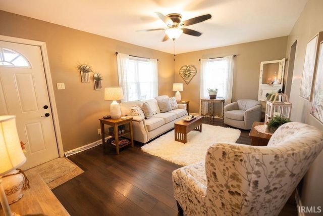 3215 S Southwest Drive, Muncie, IN 47302