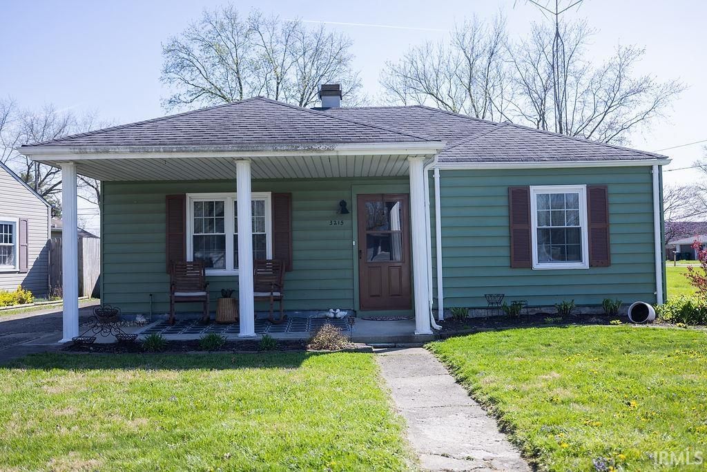 3215 S Southwest Drive, Muncie, IN 47302