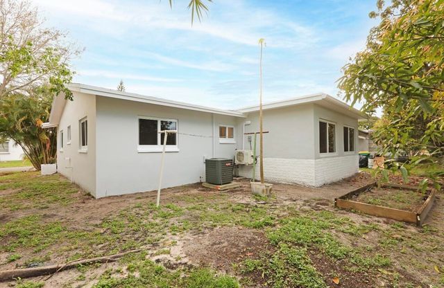 6717 NW 60th Street, Tamarac, FL 33321