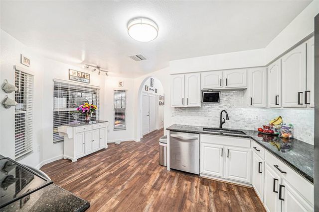 1830 CITRUS ORCHARD WAY, Valrico, FL 33594