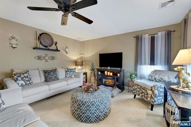 93 Richmond Street, Lodi, NJ 07644