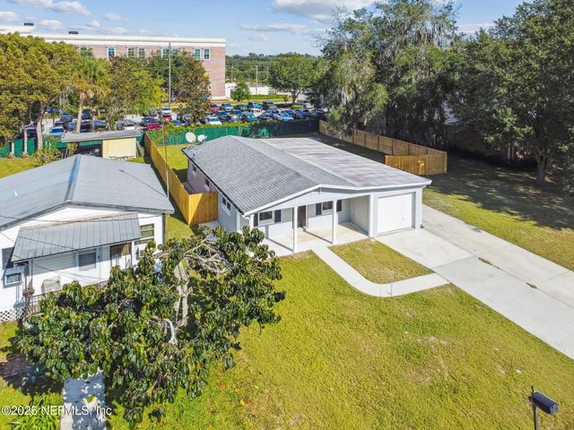 716 N PINE Avenue, Green Cove Springs, FL 32043