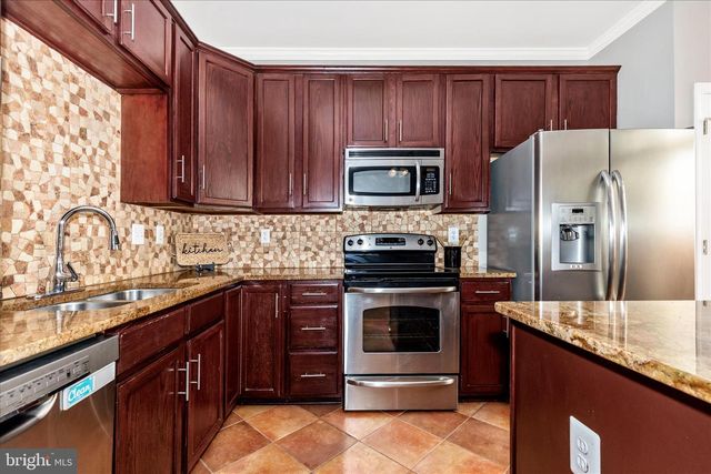 9621 ATHENS PL, Gaithersburg, MD 20878