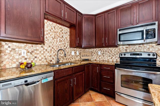 9621 ATHENS PL, Gaithersburg, MD 20878
