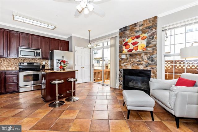9621 ATHENS PL, Gaithersburg, MD 20878