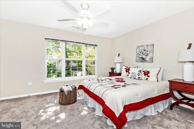 9621 ATHENS PL, Gaithersburg, MD 20878