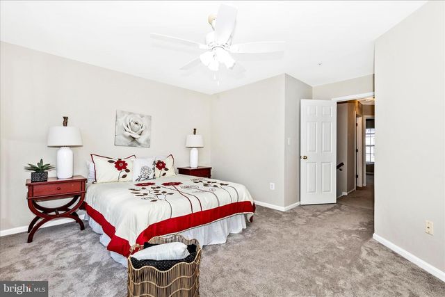 9621 ATHENS PL, Gaithersburg, MD 20878