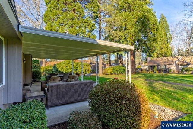 1851 Lexington Cir SE, Salem, OR 97306