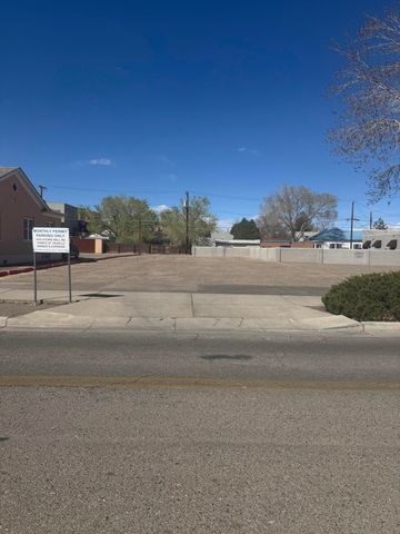 715 Marquette Avenue NW, Albuquerque, NM 87102