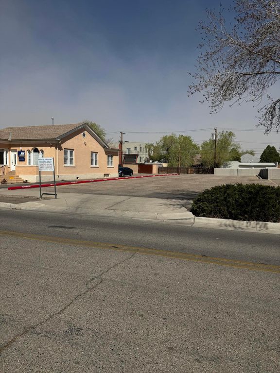 715 Marquette Avenue NW, Albuquerque, NM 87102