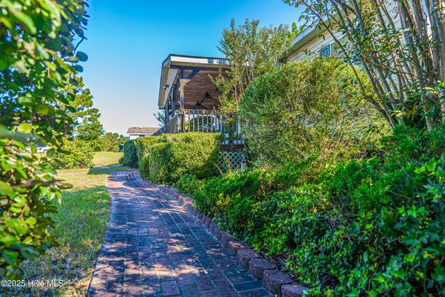 113 Holly Place, West End, NC 27376