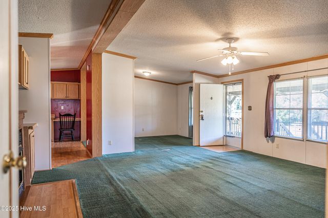 113 Holly Place, West End, NC 27376