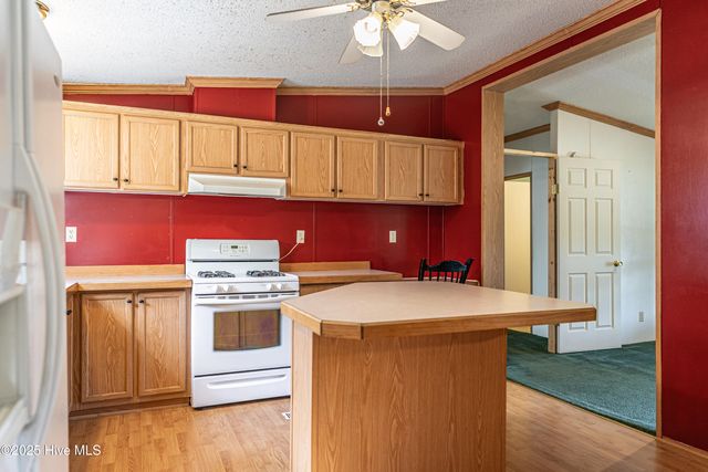 113 Holly Place, West End, NC 27376